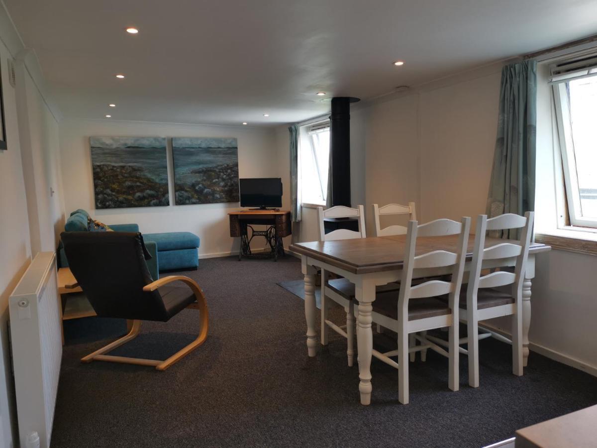 Relax In A 1 Bedroom Apartment Near A Country Pub Eyemouth Exterior foto
