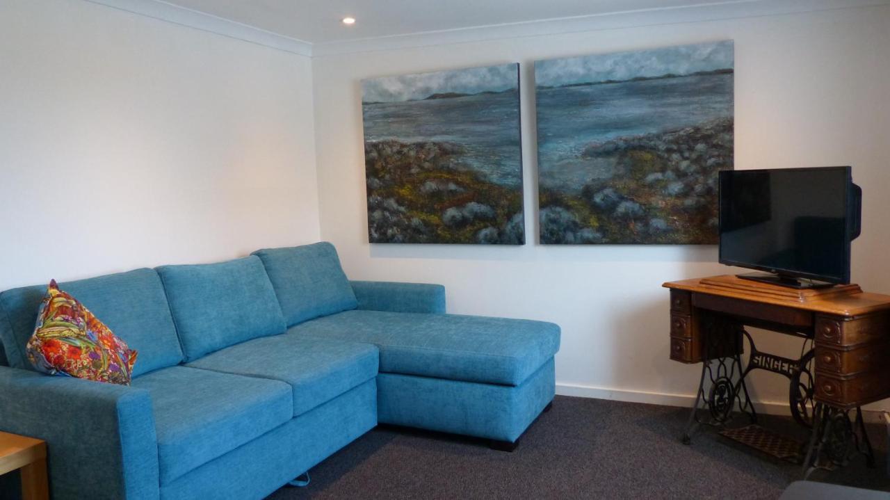 Relax In A 1 Bedroom Apartment Near A Country Pub Eyemouth Exterior foto